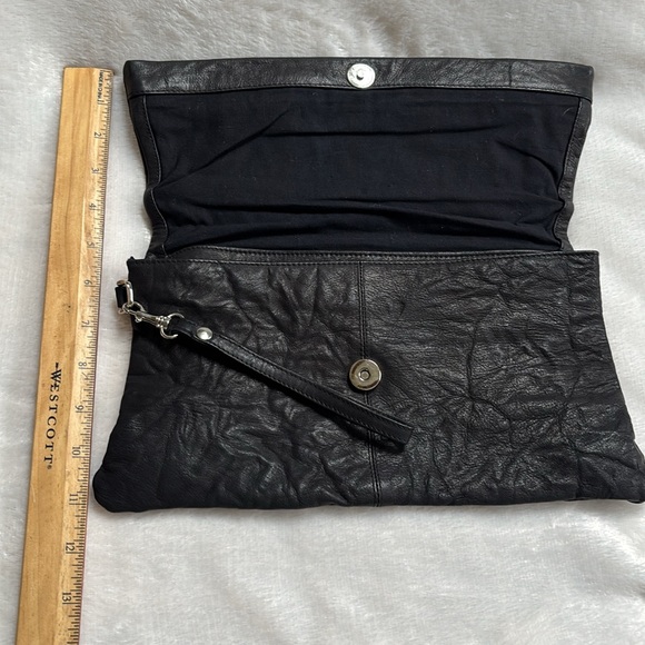 Deena & Ozzy Black Textured 100% Soft Goat Leather Foldover Clutch w/Wrist Strap - Picture 9 of 9